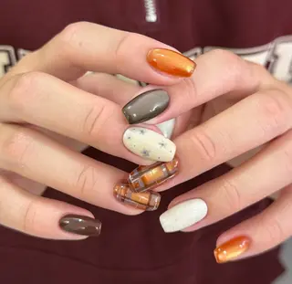 ネイル エリ🫧 nail池袋東口のネイルデザイン