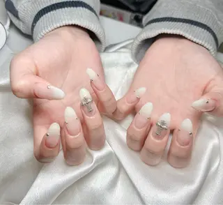 ネイル コウ ヨウのネイルデザイン