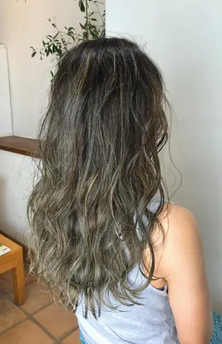 セミロング カラー メンズカット特化柏駅 徒歩3分LOUのヘアスタイル