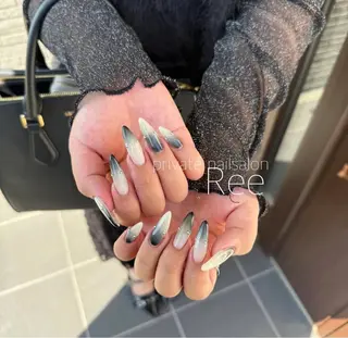 ロング 知花 梨花のネイルデザイン