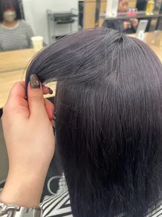 ロング カラー 暗髪🩶ラベンダー/ ブルー/ユウナ🤍のヘアスタイル