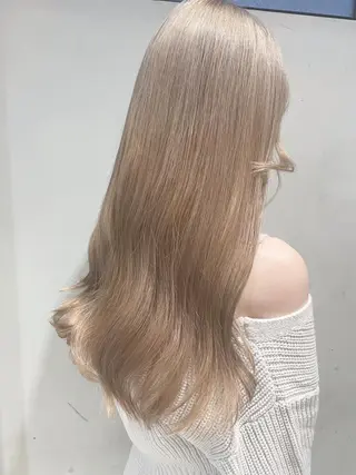 セミロング カラー 暗髪🐈‍⬛艶髪☔︎ 愛弥のヘアスタイル