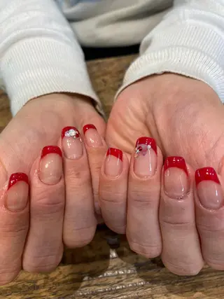 ネイル 佐藤  悠子のネイルデザイン