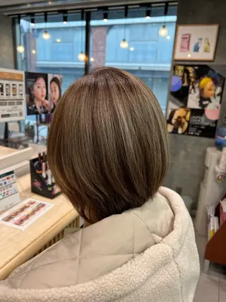 ショート カラー 🌞レイヤー×カラー 前川那津美🌞のヘアスタイル