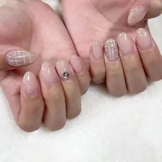 ネイル 東 千夏のネイルデザイン