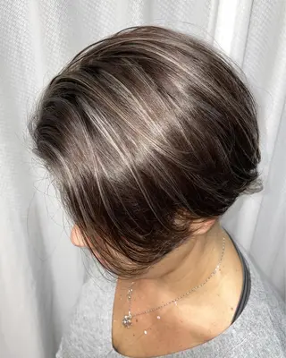 ショート LINOET  nagoya所属・手島 カミラのヘアスタイル