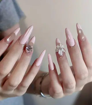 ネイル West Coast Nail Salon 池袋西口所属・Kinoko／ チップスカルプ専門店のネイルデザイン