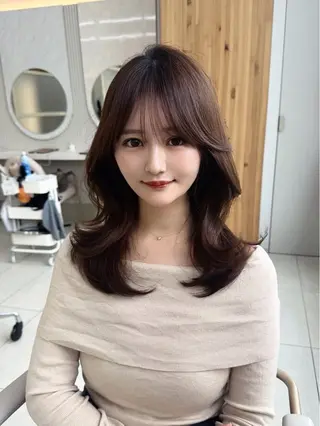 セミロング 顔周り/透明感カラー /韓国ヘア/TAKUのヘアスタイル