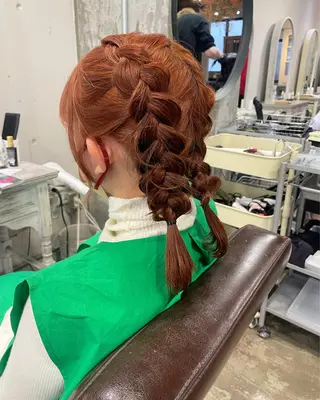 ミディアム レイヤーカット/ 縮毛矯正/ミサキ💐のヘアスタイル