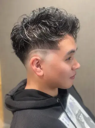 ミディアム 村井 隆仁のヘアスタイル