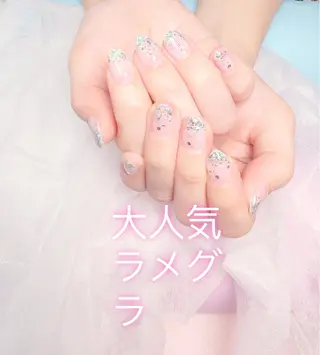ネイル pink ladyサロン所属・べ にのネイルデザイン