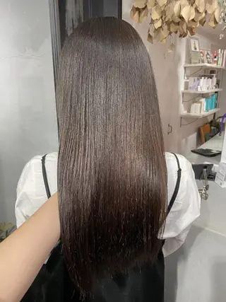 カラー 木戸 愛美のヘアスタイル