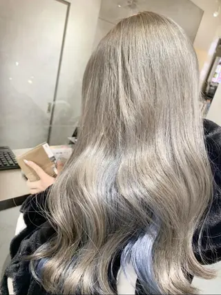 ミディアム カラー ロングウルフ🤍渋谷 🤍Mizukiのヘアスタイル