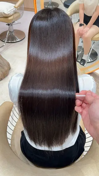 セミロング カラー レイヤー❣️縮毛矯正 川村利幸のヘアスタイル