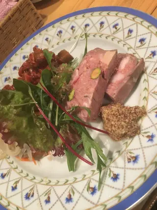 セミロング カラー パーマ ヘアアレンジ キッズ ネイル マツエク・マツパ アニメ,Vオタク× 即効痩せエステサロンのエステ・リラクイメージ