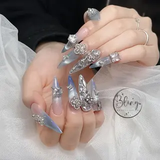 ロング Bling Salonのネイルデザイン