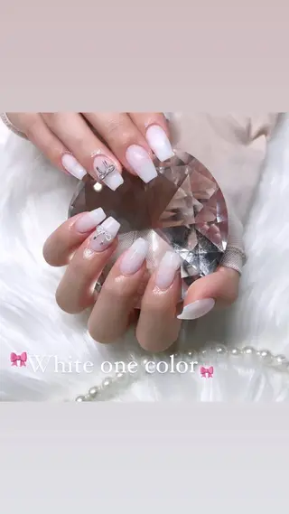 ネイル Kobayashi Komugiのネイルデザイン