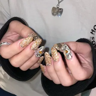 ネイル Ami 🦥のネイルデザイン