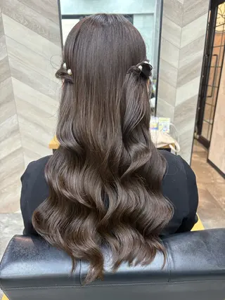 セミロング ヘアアレンジ SHANTi 飯塚 ヘアセット/髪質改善のヘアスタイル