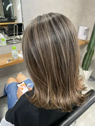 ミディアム カラー 松井那津子 /ハイライトブリーチのヘアスタイル