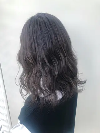 ミディアム カラー 韓国ヘア顔周りカット 艶髪ベージュtamaのヘアスタイル