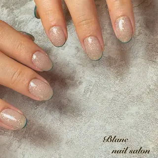 ショート Blanc ブランのネイルデザイン