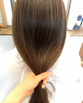 ロング ゆうき あすかのヘアスタイル