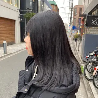 セミロング カラー かりん 🤍のヘアスタイル