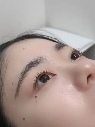 マツエク・マツパ 高山 穂香のヘアスタイル