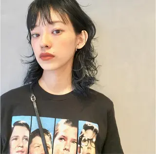 ミディアム 水口 英里のヘアスタイル