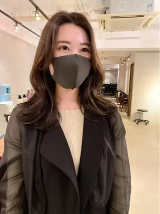 ミディアム カラー 透明感/オリーブ/ グレージュ/YUKAのヘアスタイル