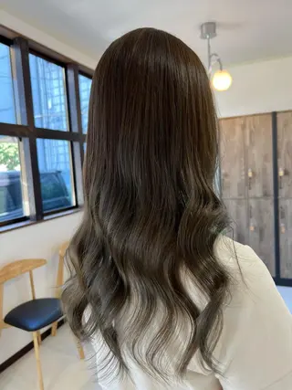 ミディアム カラー 松本 菜那のヘアスタイル