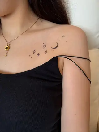 JAYU(mooiシェアサロン内)所属・JAYU タトゥー&ネイルのネイルデザイン