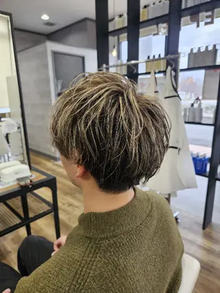 ショート 山田 一輝のヘアスタイル