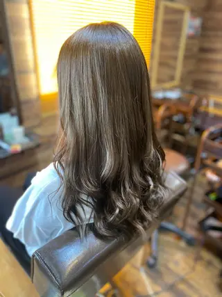 ミディアム カラー Stastny by Lumi 日ノ出町店【スチャスティニーバイルミ】所属・縮毛矯正/カラー/ 似合わせ/JUNのヘアスタイル
