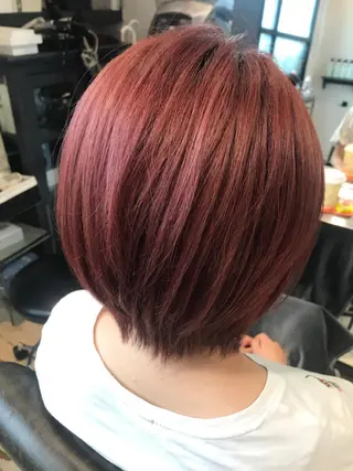 ショート カラー 水原 恵莉香のヘアスタイル