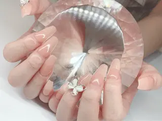 ネイル LoaChaton kaeのネイルデザイン