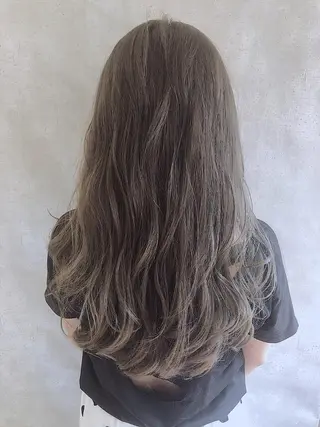 セミロング カラー MOU namba ムウナンバのヘアスタイル