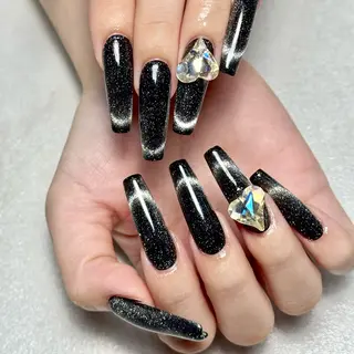 ネイル 🐈‍⬛ Minamiのネイルデザイン