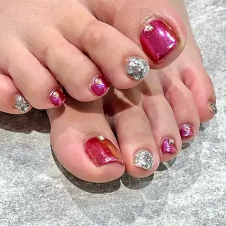 ネイル Rizm secret所属・hitomi ︎✿のネイルデザイン