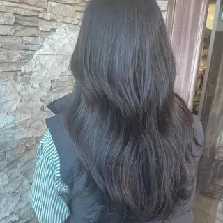 ロング ムラ修正ブリーチ 山田眞之介のヘアスタイル