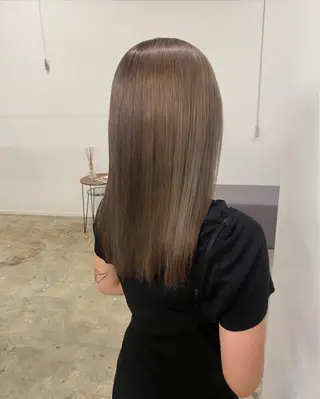 セミロング 藤野 凪沙のヘアスタイル