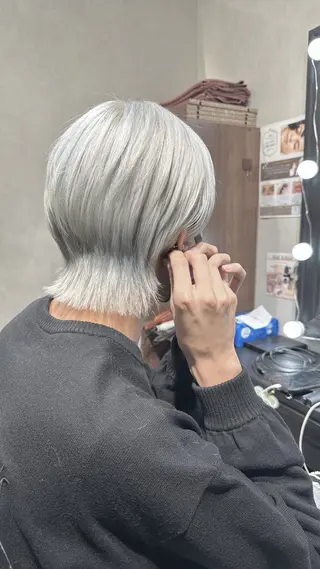 ミディアム シマオカ イッセイaceのヘアスタイル