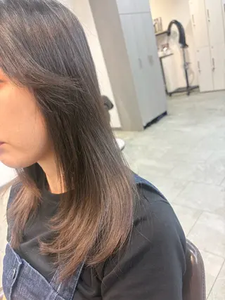 ロング neaf 六本木店所属・六本木🫧ハイライト 望月彩音のヘアスタイル