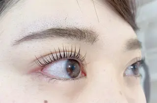 マツエク・マツパ Lua eye beauty和泉府中店所属・金井 まどかのマツエク・マツパデザイン