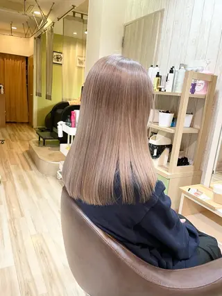 セミロング カラー 🌈派手髪ハイトーン 🌈鈴木亮太🌈のヘアスタイル