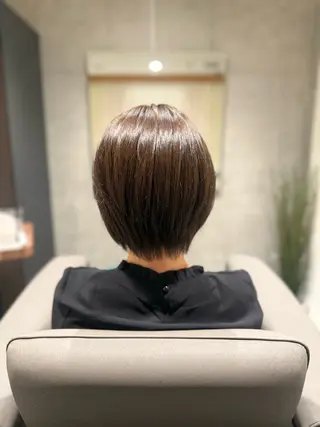 ショート カラー 🪸KARERA新松 戸田中萌恵子🪸のヘアスタイル