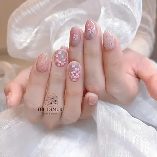 ネイル Demure Amy 銀座店のネイルデザイン