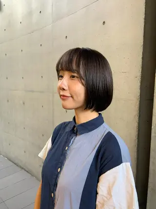 ショート 透明感カラー 大人グレージュ有村のヘアスタイル
