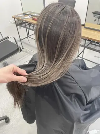 ロング パーマ ヘアアレンジ メンズ キッズ ネイル マツエク・マツパ アイブロウ カラーソムリエ認定 茶屋町Eir岩本のヘアスタイル